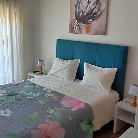 Casa Luar Bed & Breakfast 3*