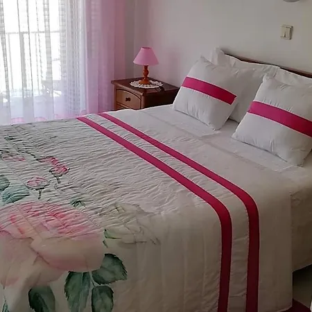 Casa Luar Bed & Breakfast 3*