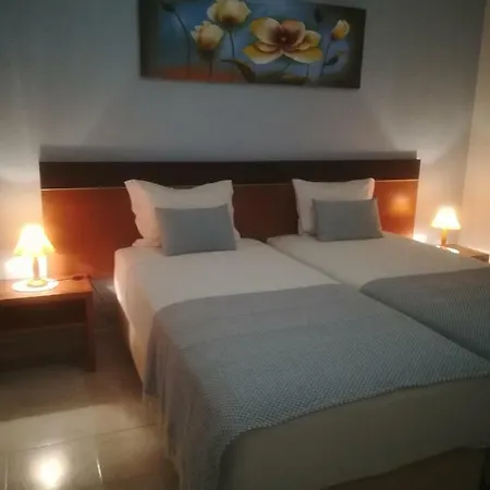 Casa Luar לינה וארוחת בוקר 3*